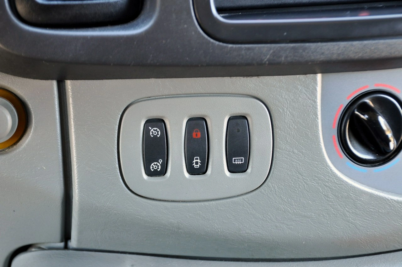 Opel Vivaro - Zdjęcie 25