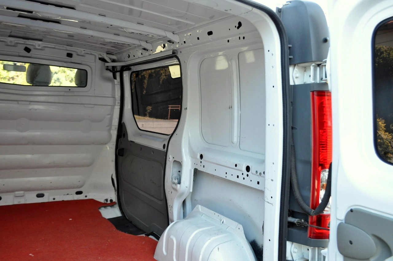 Opel Vivaro - Zdjęcie 30
