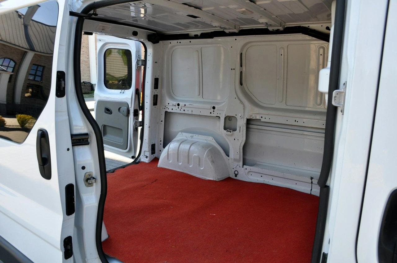 Opel Vivaro - Zdjęcie 32