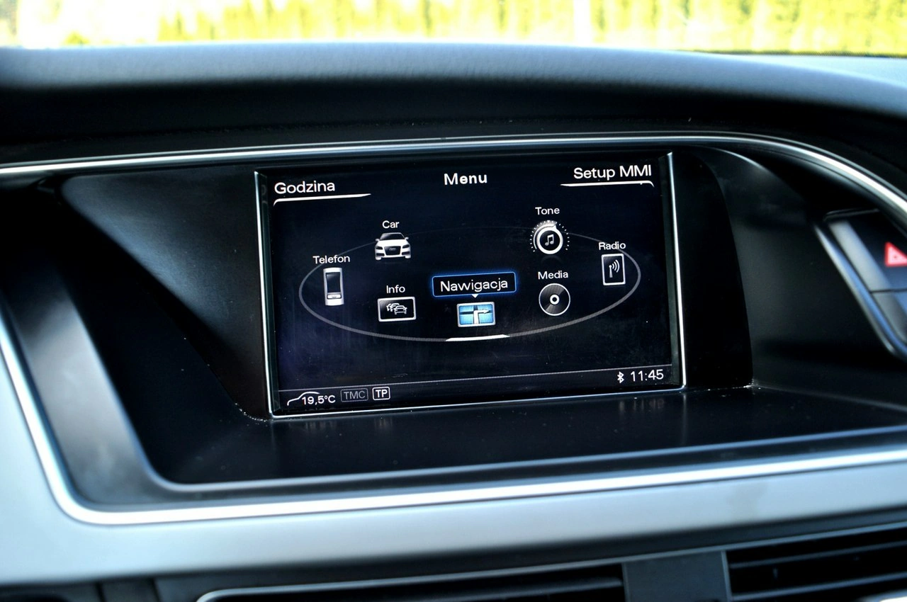 Audi A4 - Zdjęcie 19