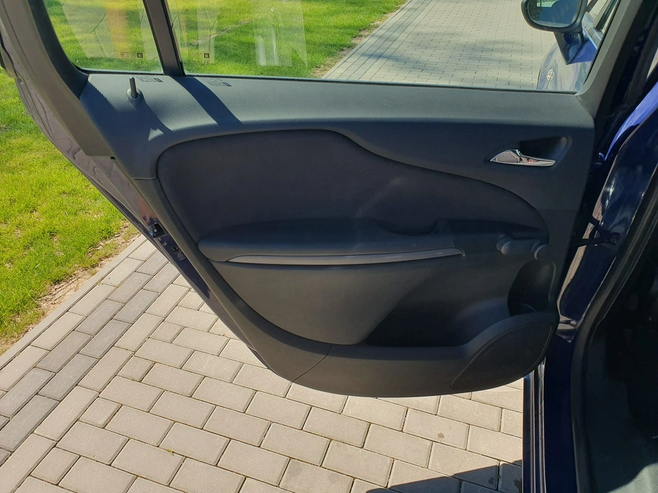 Opel Zafira - Zdjęcie 16