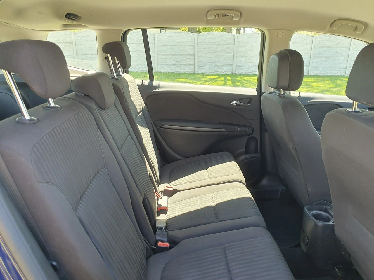 Opel Zafira - Zdjęcie 20