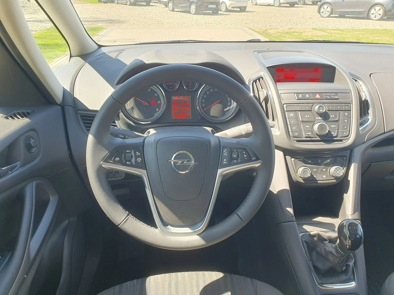 Opel Zafira - Zdjęcie 23