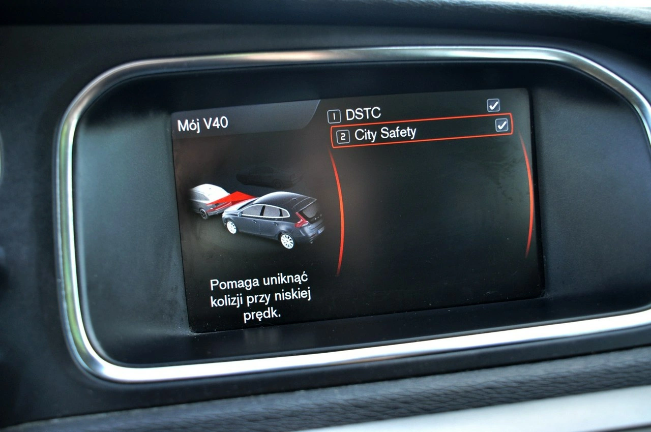 Volvo V40 - Zdjęcie 19