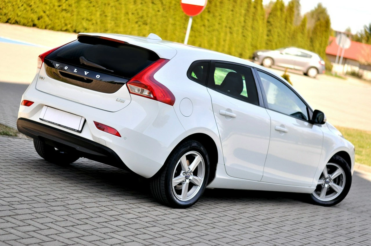 Volvo V40 - Zdjęcie 3