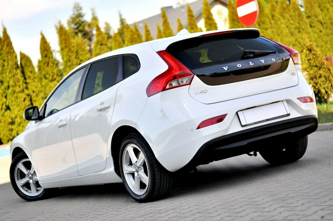 Volvo V40 - Zdjęcie 30