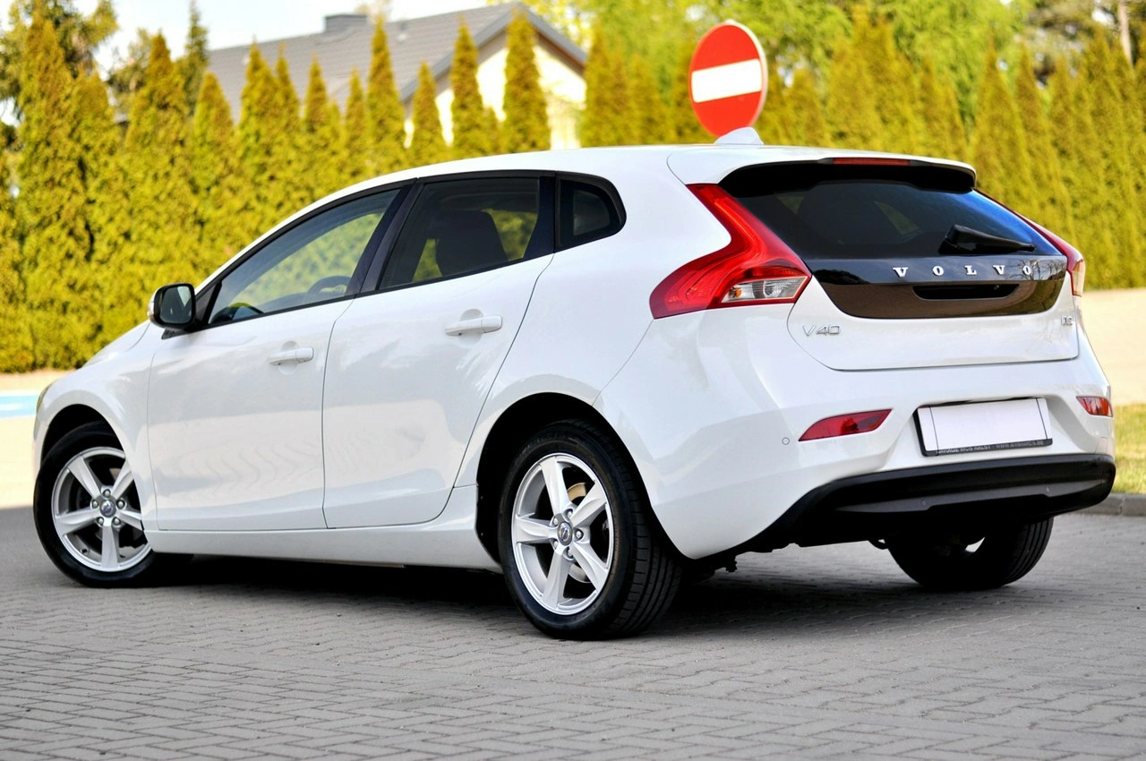 Volvo V40 - Zdjęcie 2
