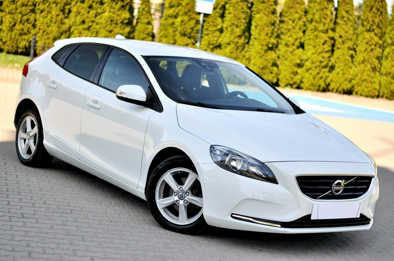 Volvo V40 - Główne zdjęcie