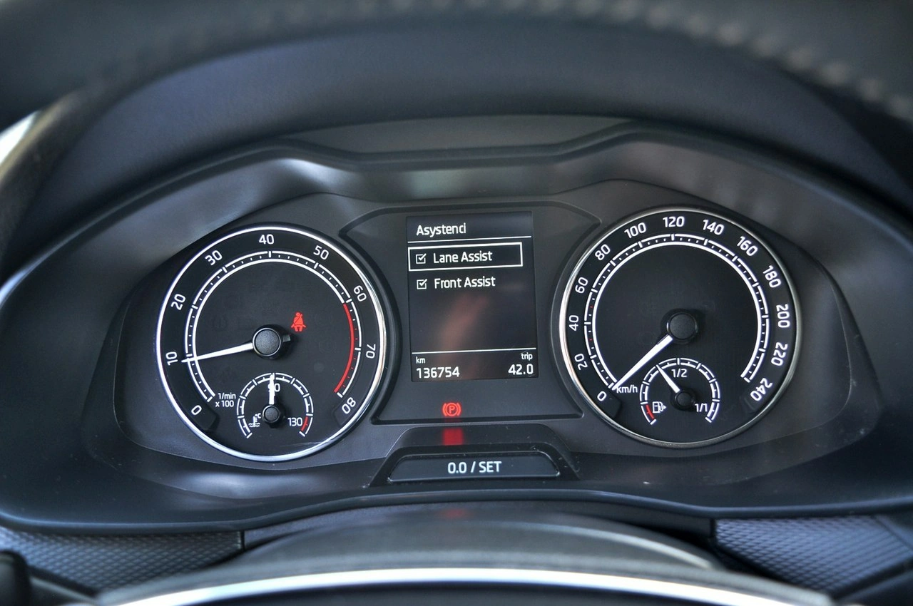 Skoda Kamiq - Zdjęcie 17