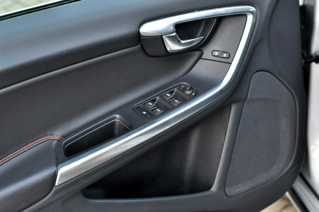 Volvo V60 - Zdjęcie 13