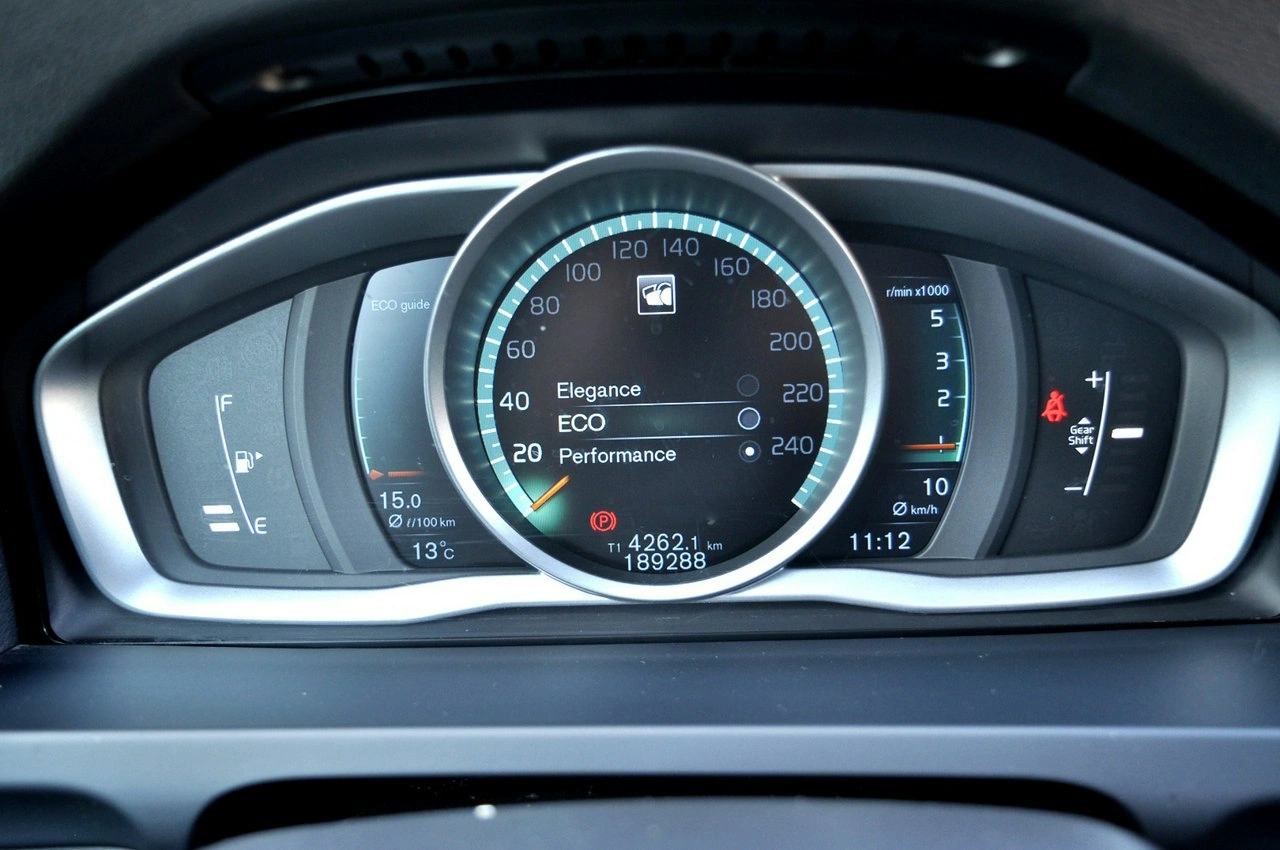 Volvo V60 - Zdjęcie 17