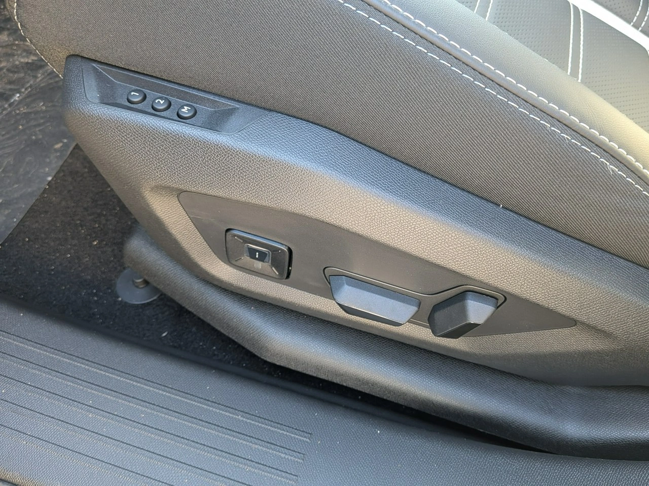 Opel Grandland - Zdjęcie 13