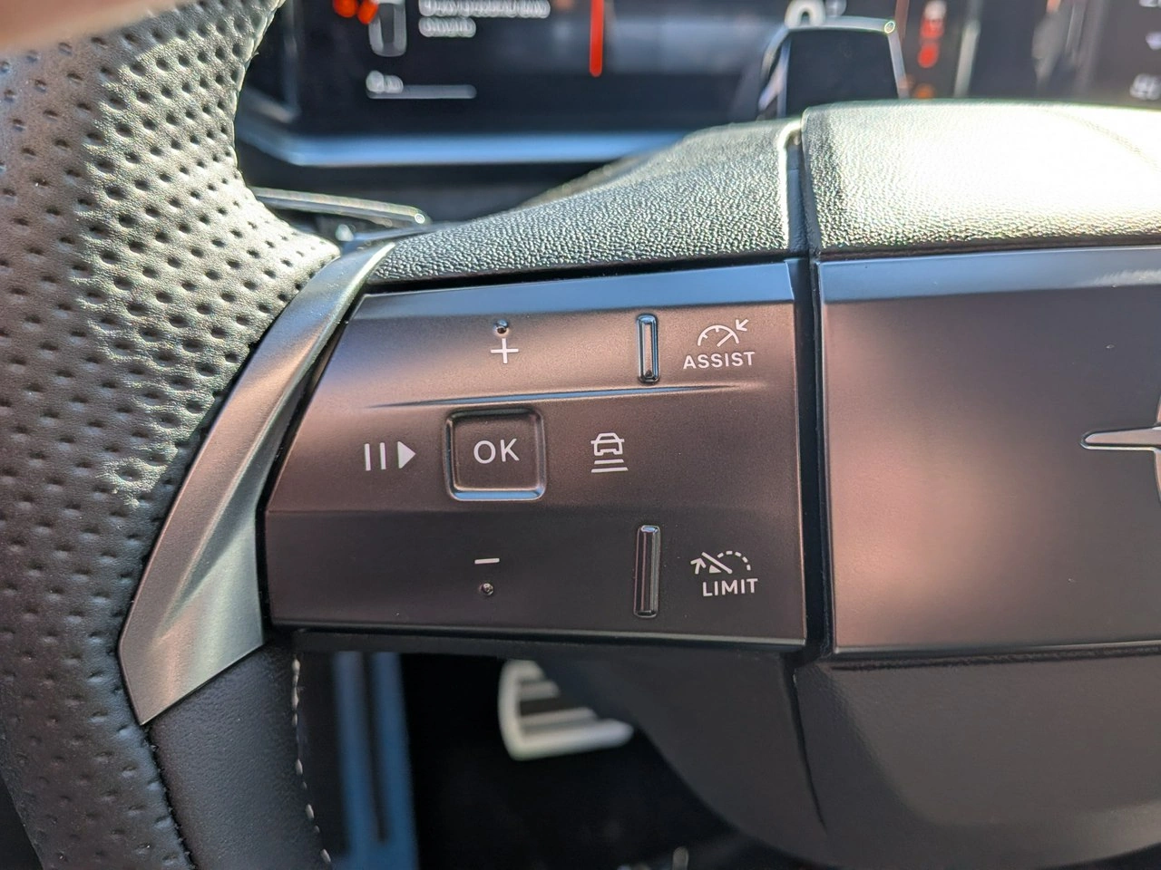 Opel Grandland - Zdjęcie 16