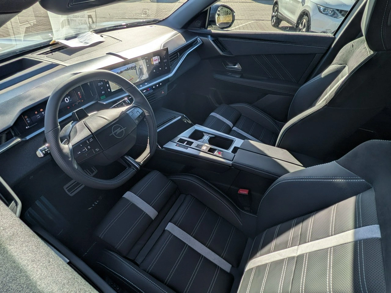 Opel Grandland - Zdjęcie 18