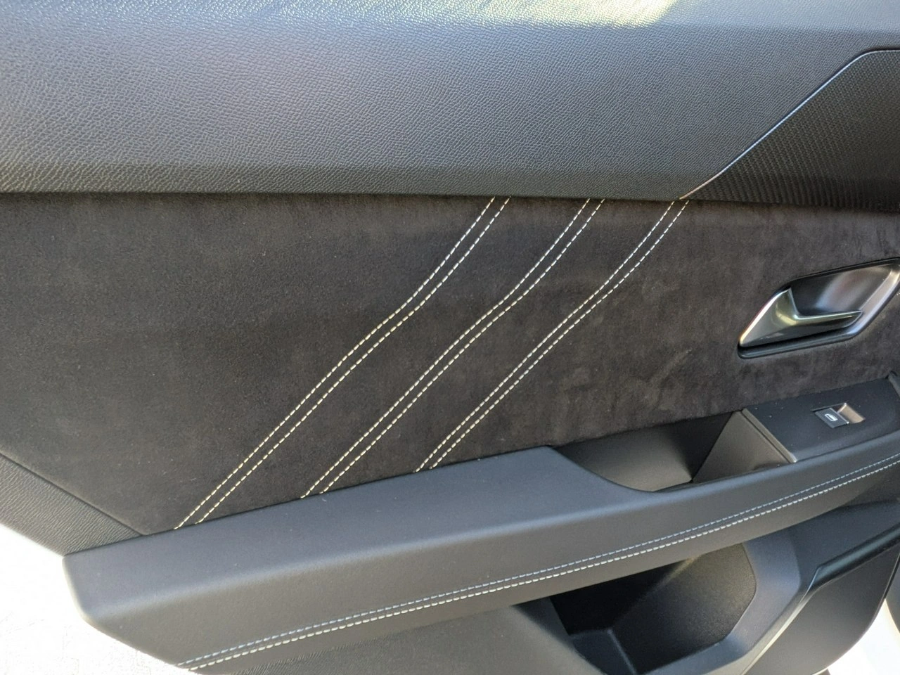 Opel Grandland - Zdjęcie 30