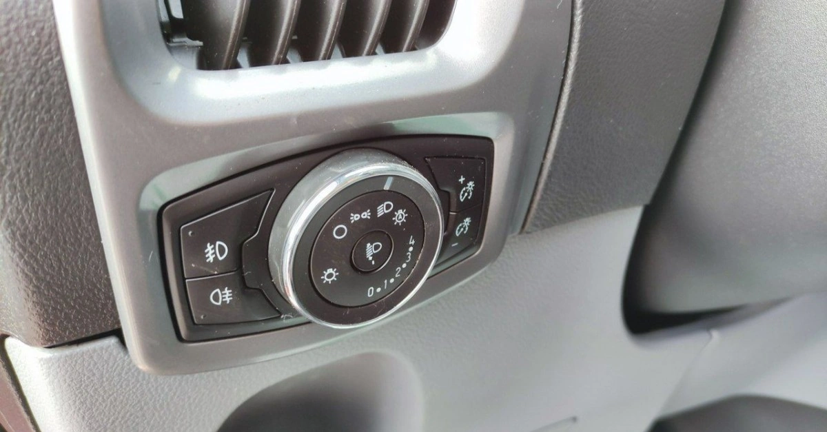 Ford Transit Custom - Zdjęcie 23