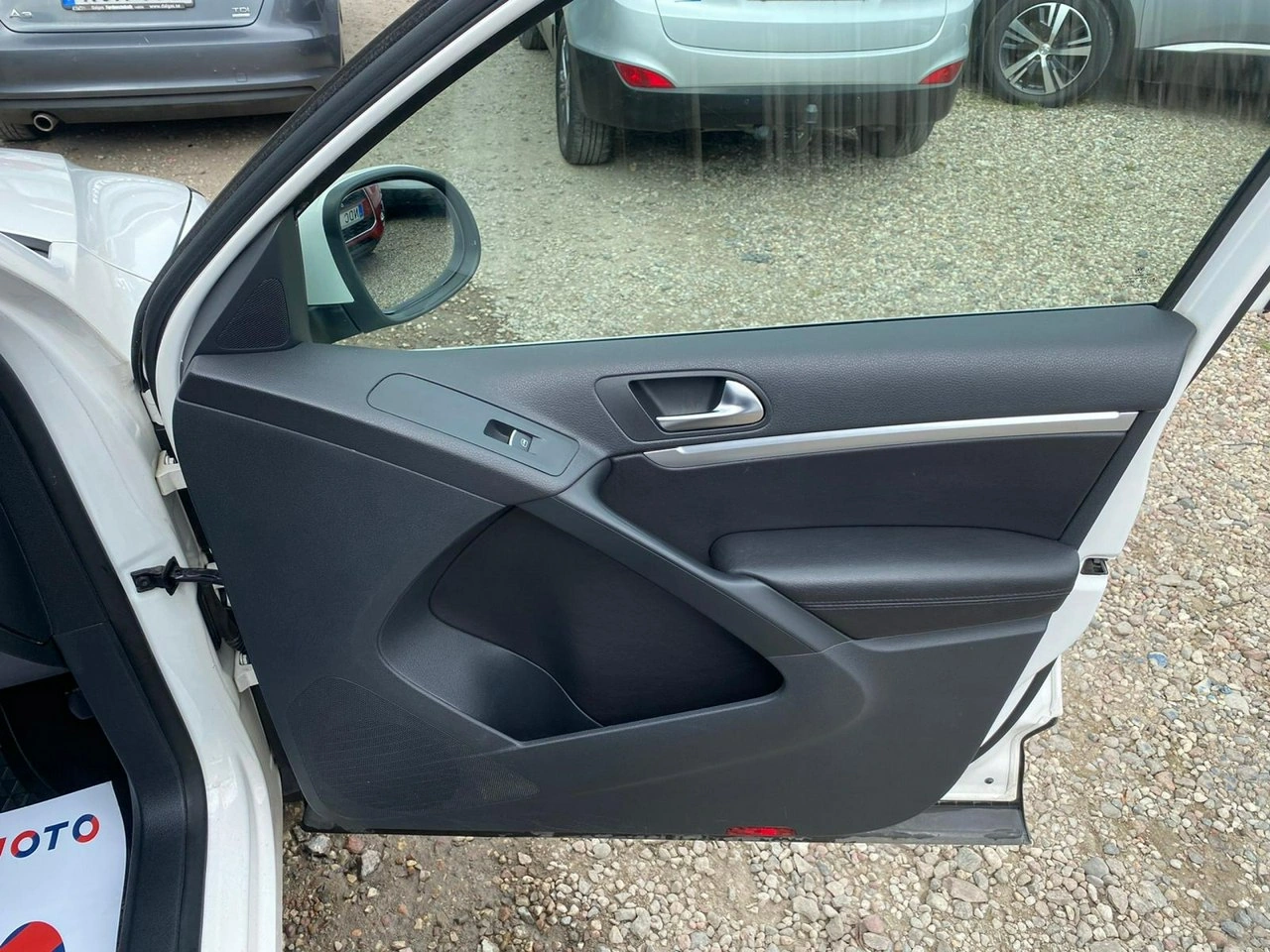 Volkswagen Tiguan - Zdjęcie 19