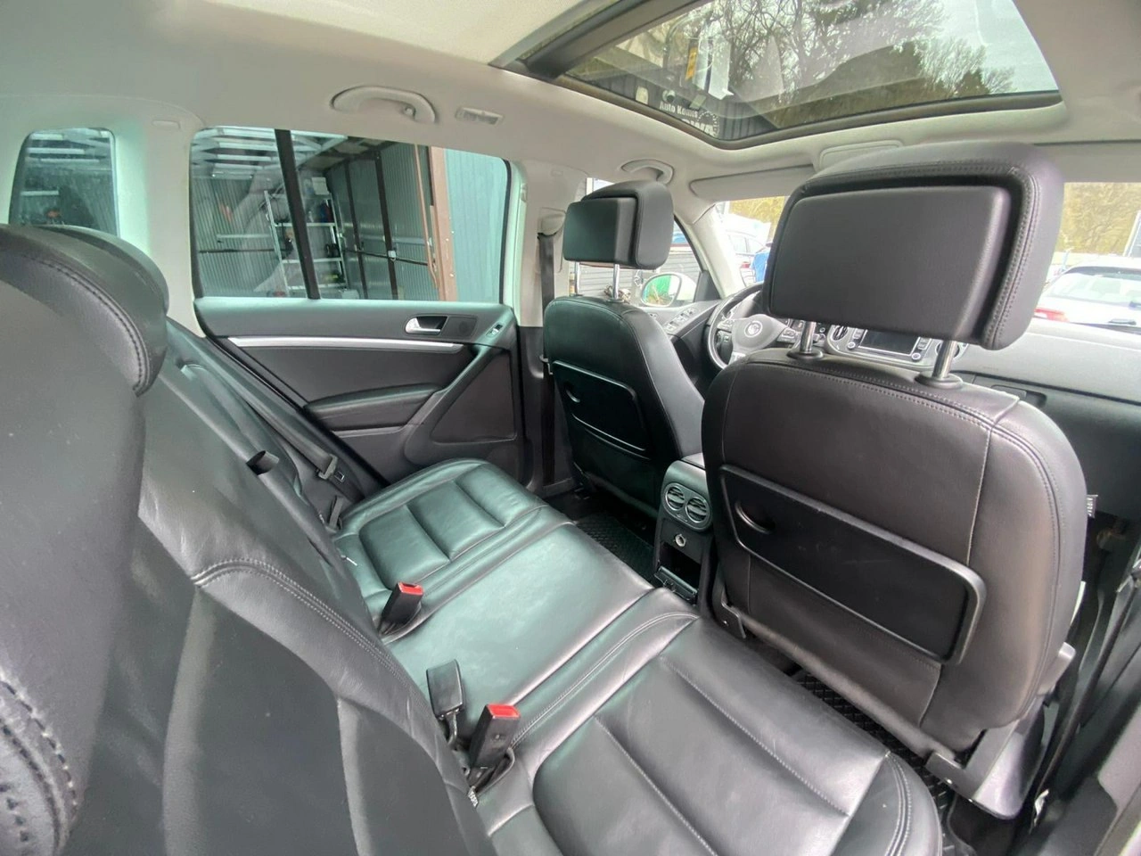 Volkswagen Tiguan - Zdjęcie 21