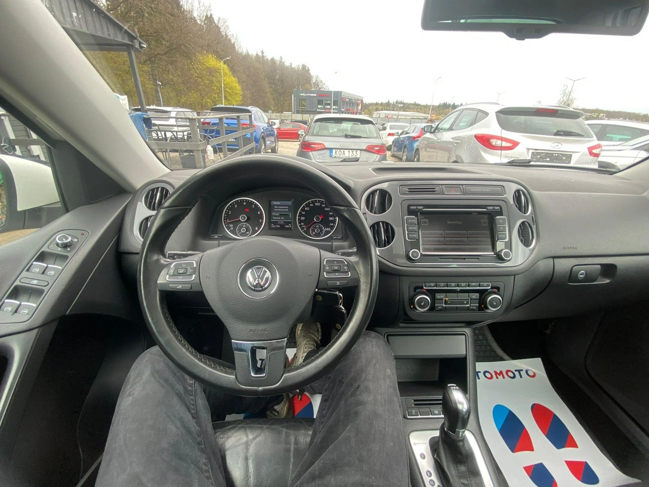 Volkswagen Tiguan - Zdjęcie 38