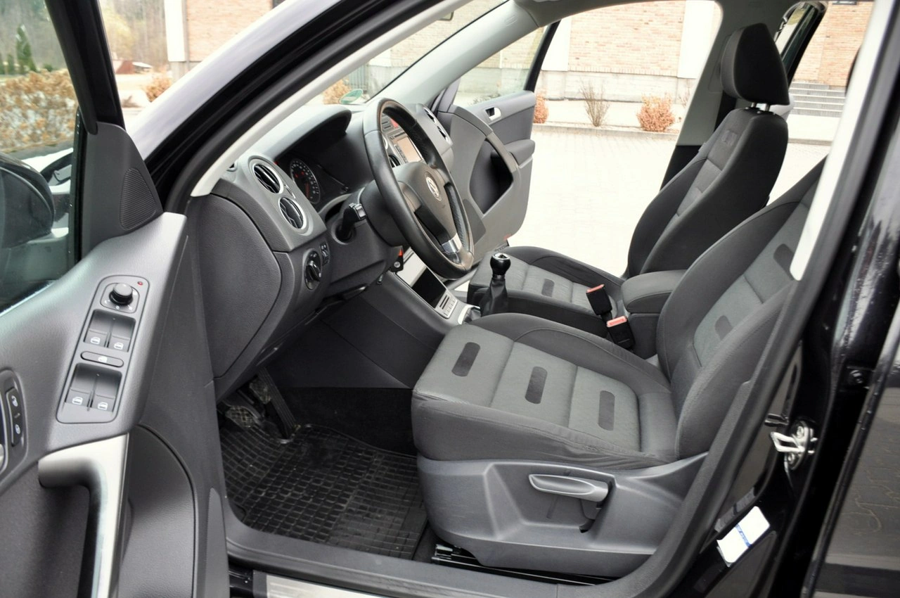 Volkswagen Tiguan - Zdjęcie 20