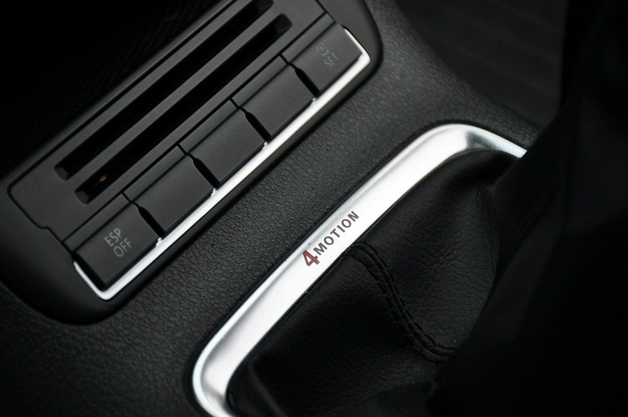 Volkswagen Tiguan - Zdjęcie 35