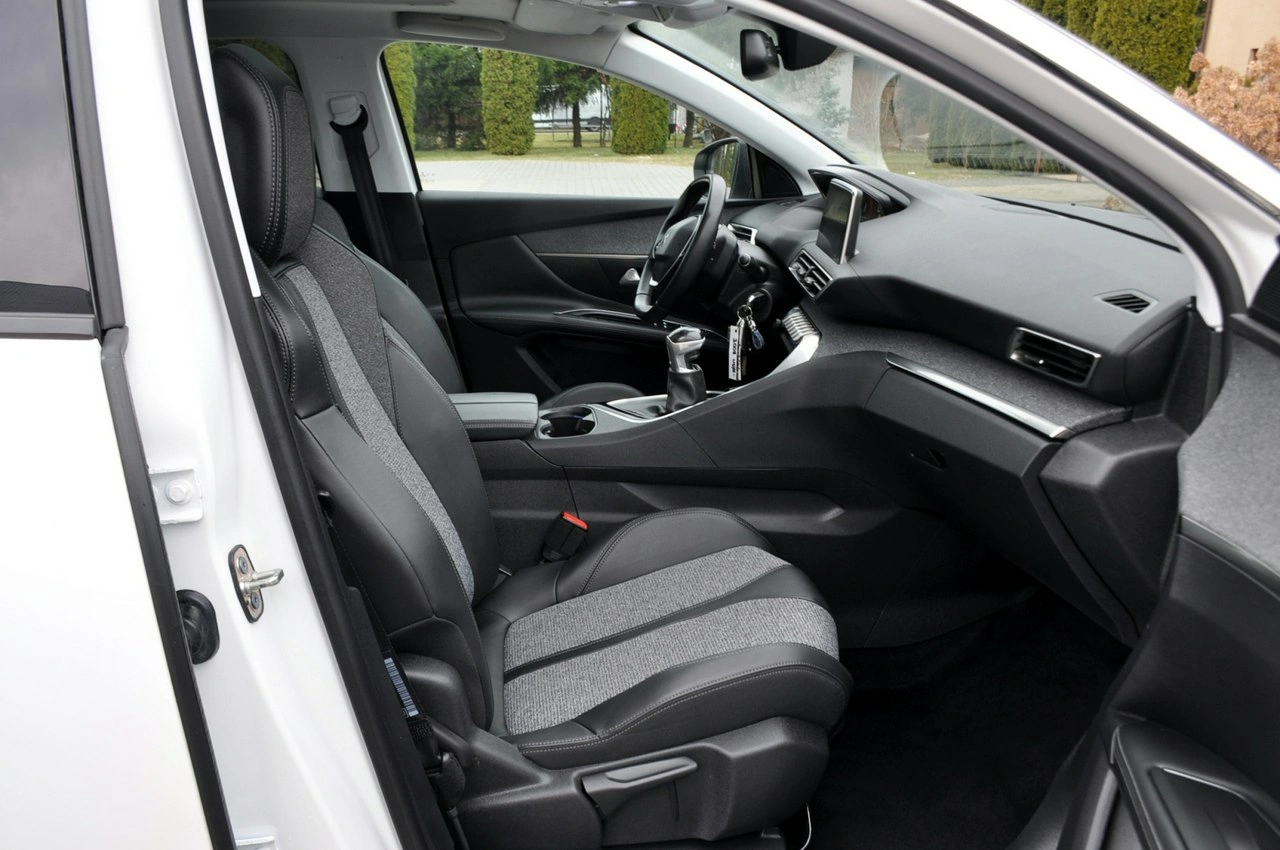 Peugeot 3008 - Zdjęcie 16