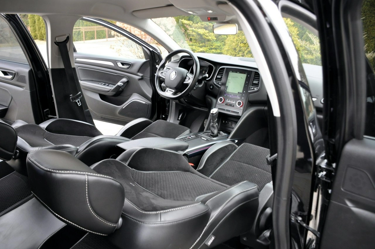 Renault Megane - Zdjęcie 23