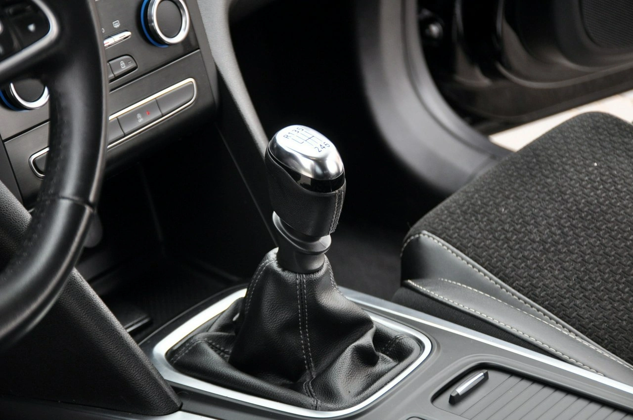 Renault Megane - Zdjęcie 34