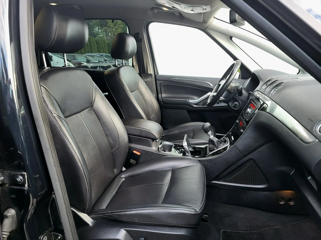 Ford S-Max - Zdjęcie 11