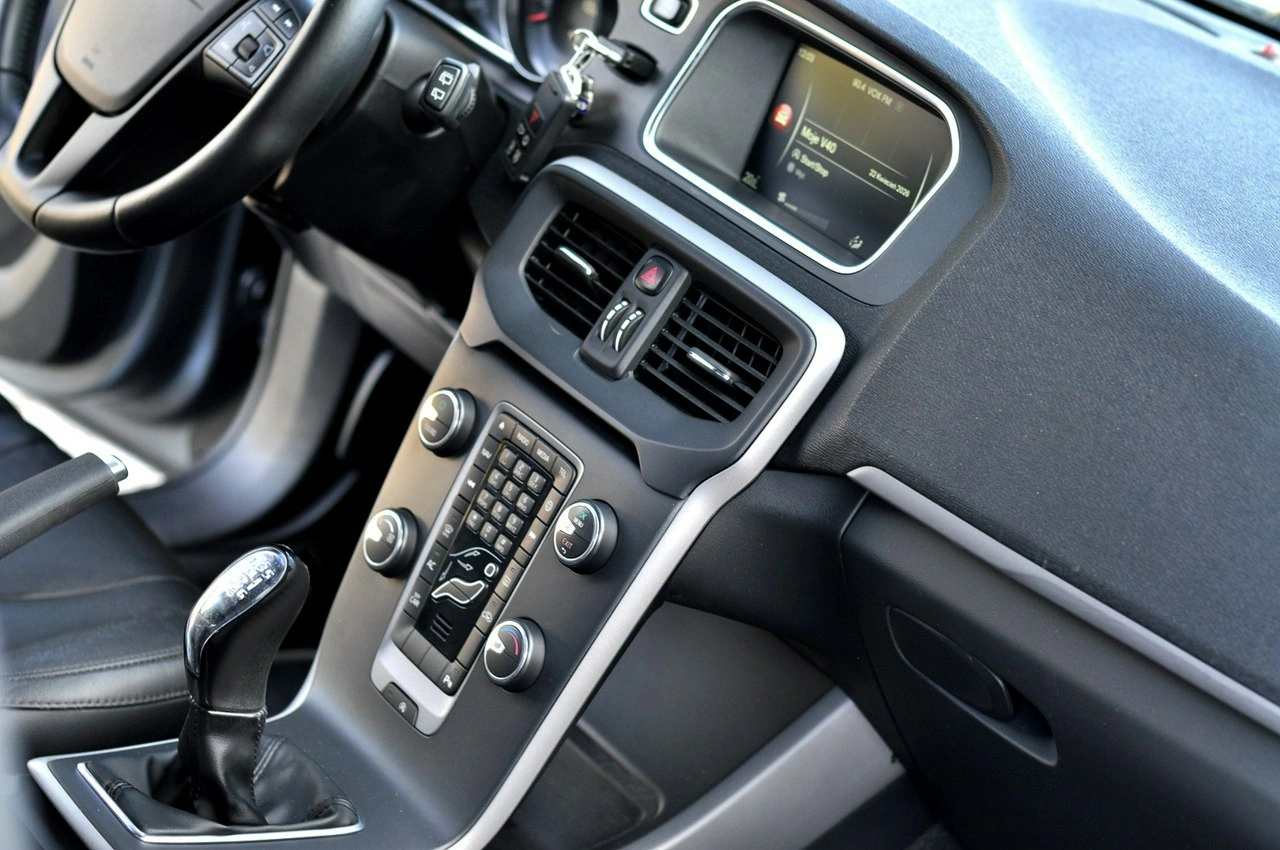 Volvo V40 - Zdjęcie 11