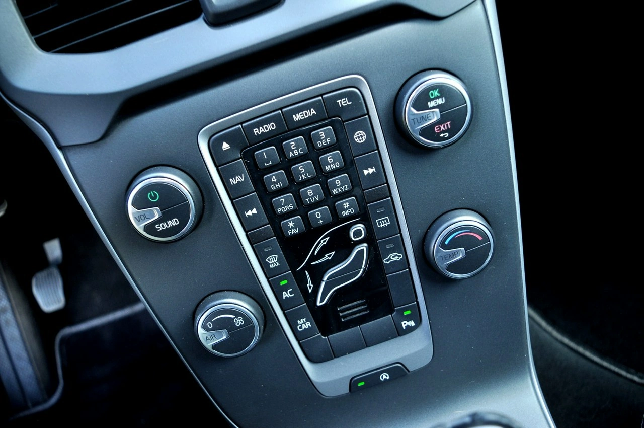 Volvo V40 - Zdjęcie 12