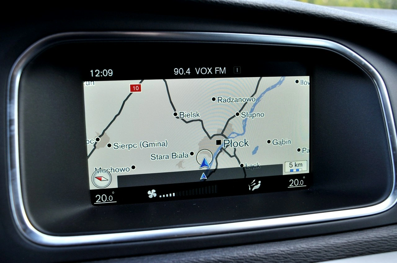 Volvo V40 - Zdjęcie 17