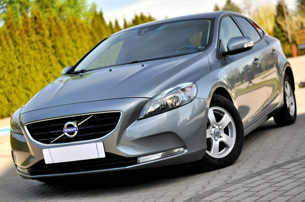 Volvo V40 - Zdjęcie 24
