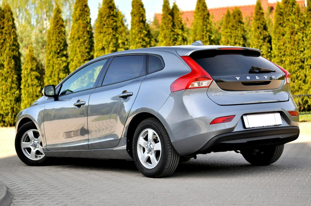 Volvo V40 - Zdjęcie 25