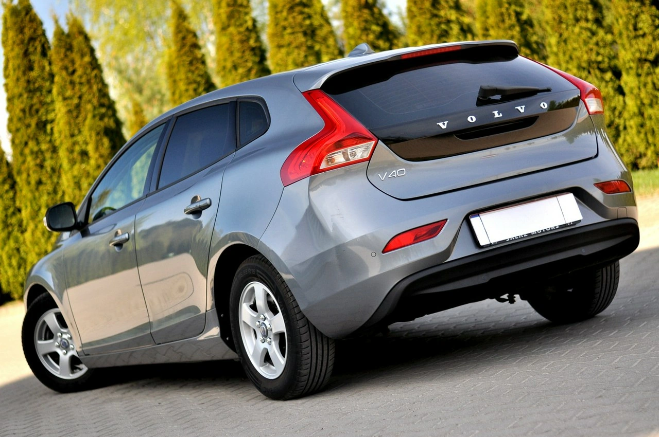 Volvo V40 - Zdjęcie 2
