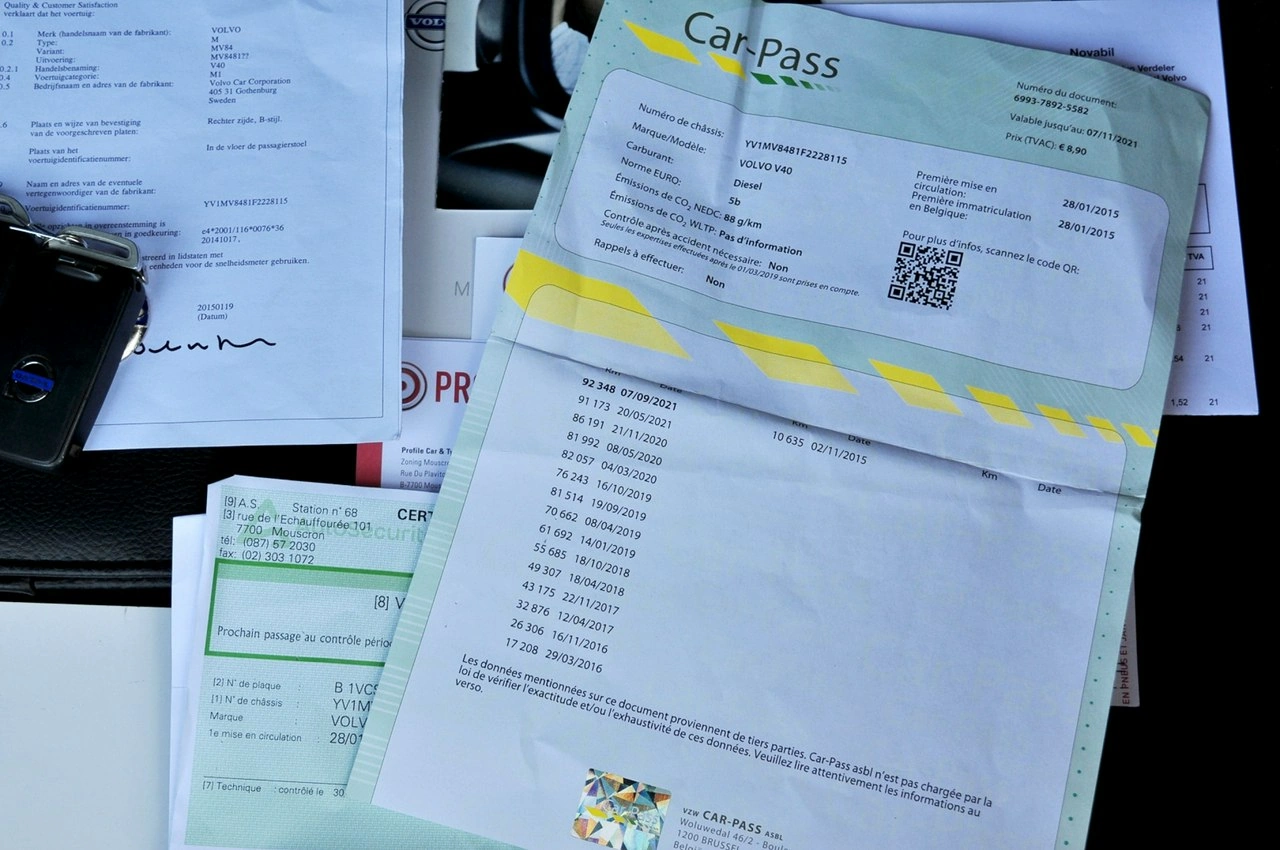 Volvo V40 - Zdjęcie 32