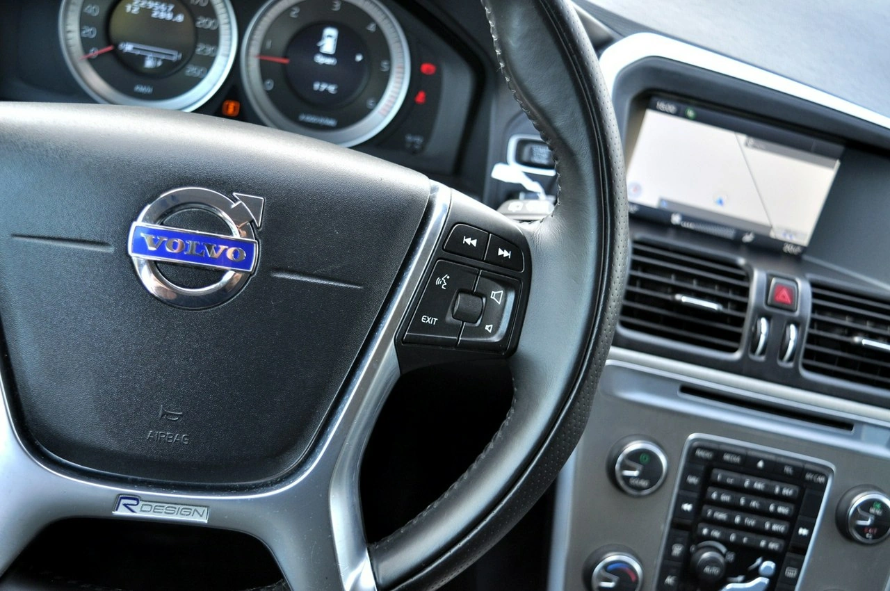 Volvo XC 60 - Zdjęcie 14
