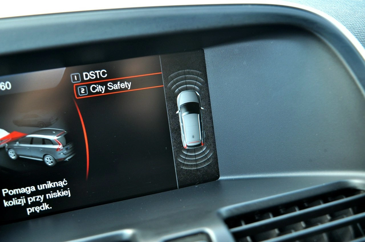 Volvo XC 60 - Zdjęcie 22