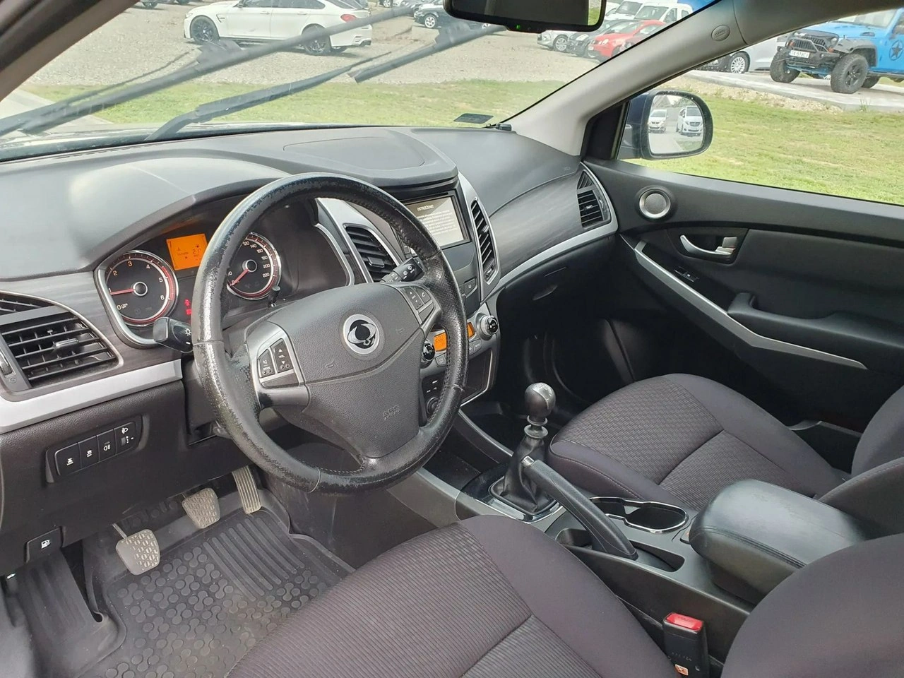 SsangYong Korando - Zdjęcie 15