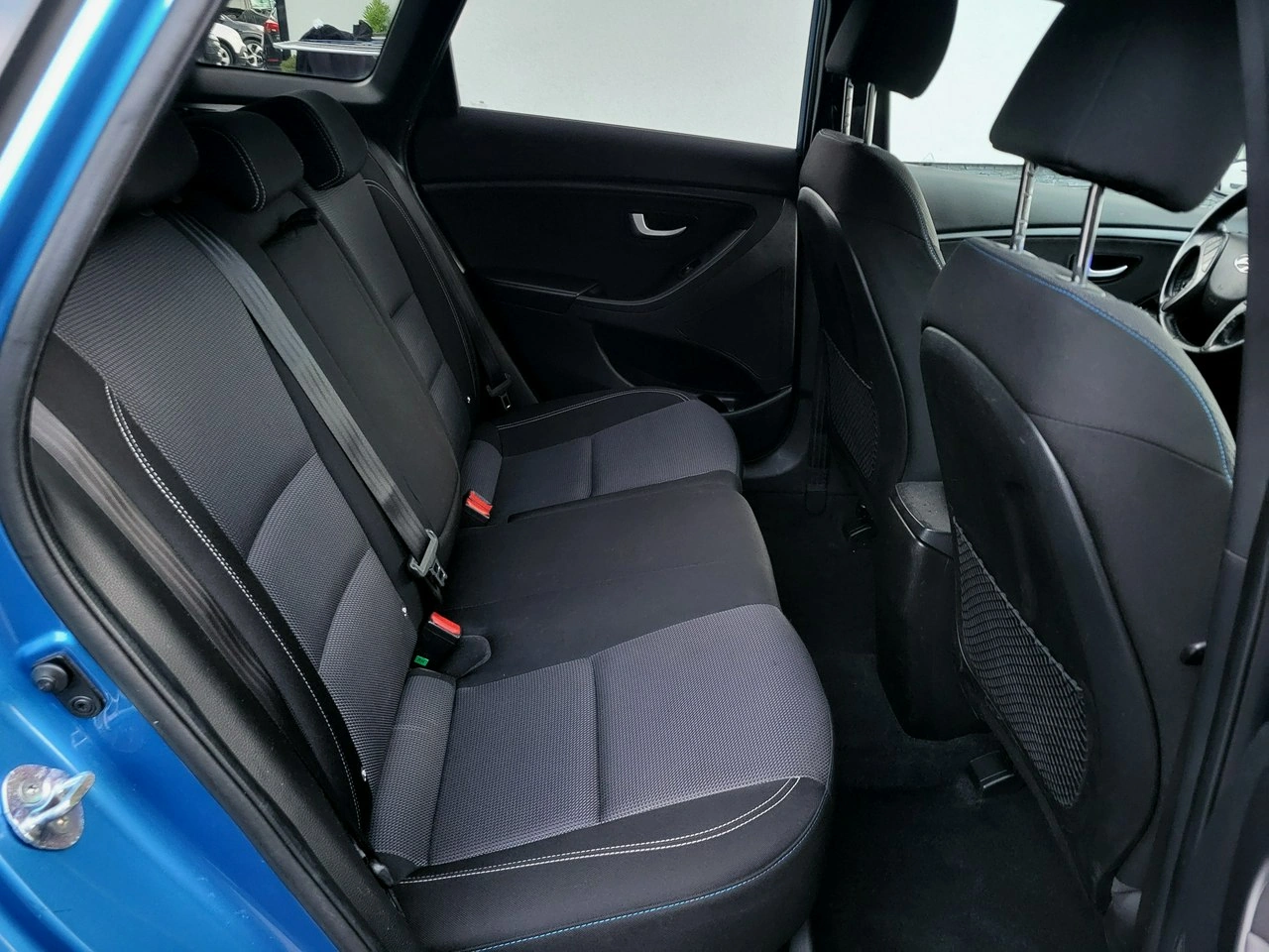 Hyundai i30 - Zdjęcie 11