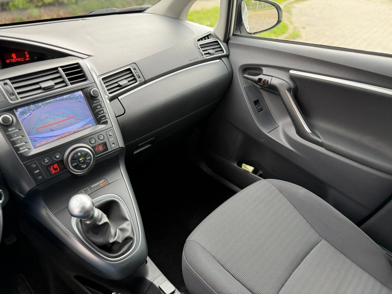 Toyota Verso - Zdjęcie 16