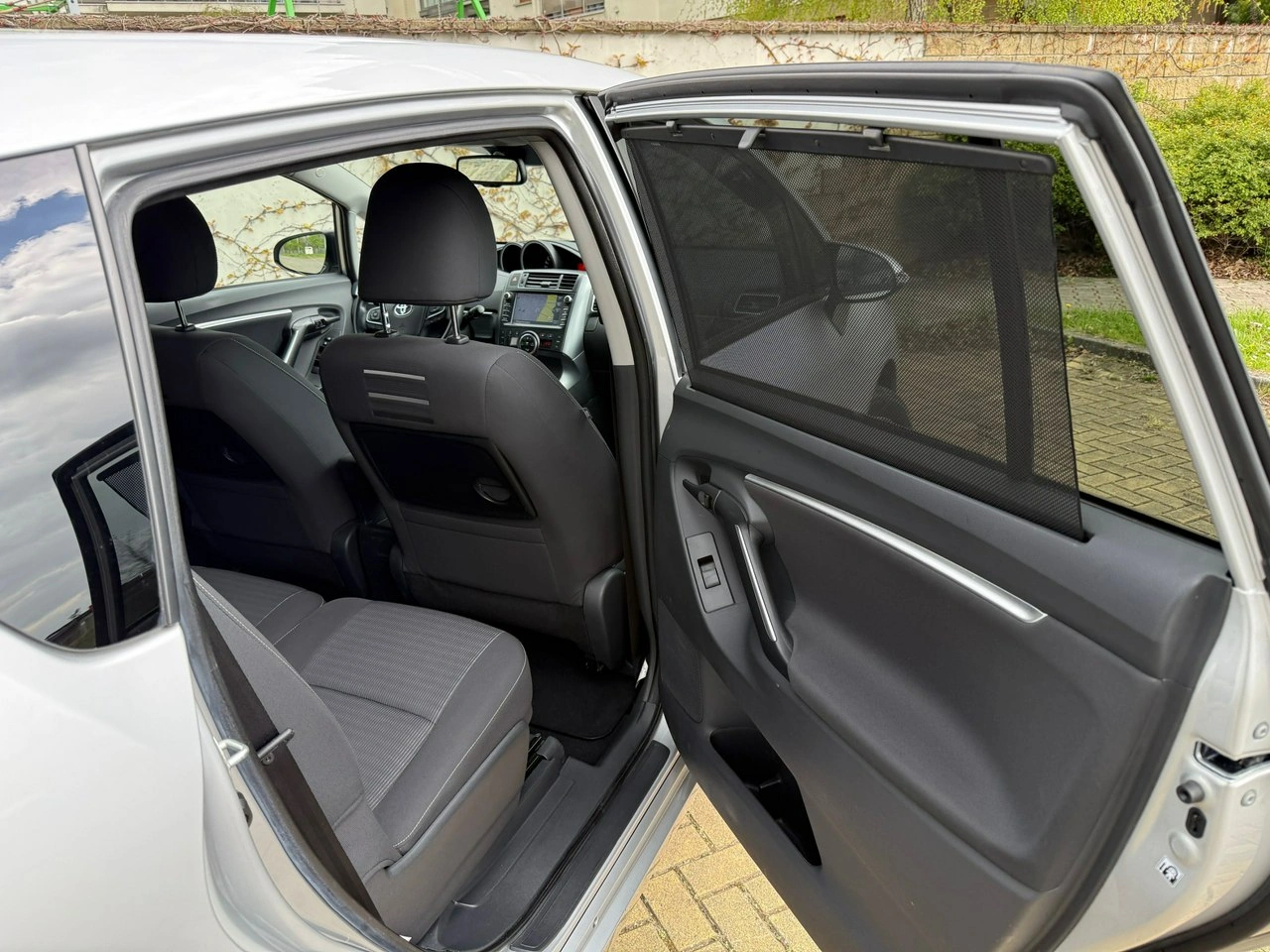 Toyota Verso - Zdjęcie 19