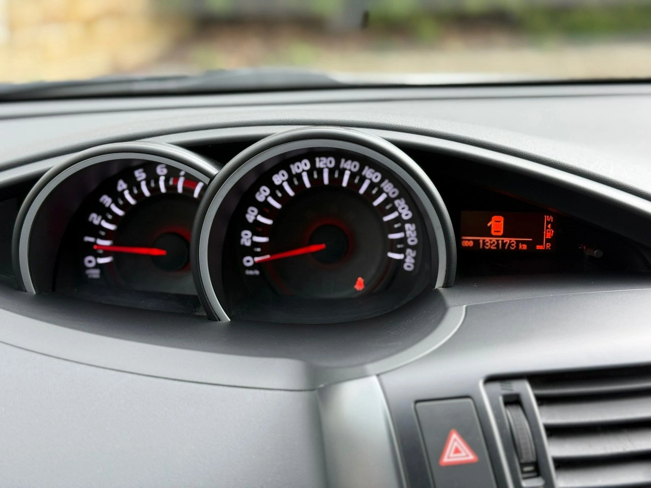 Toyota Verso - Zdjęcie 23