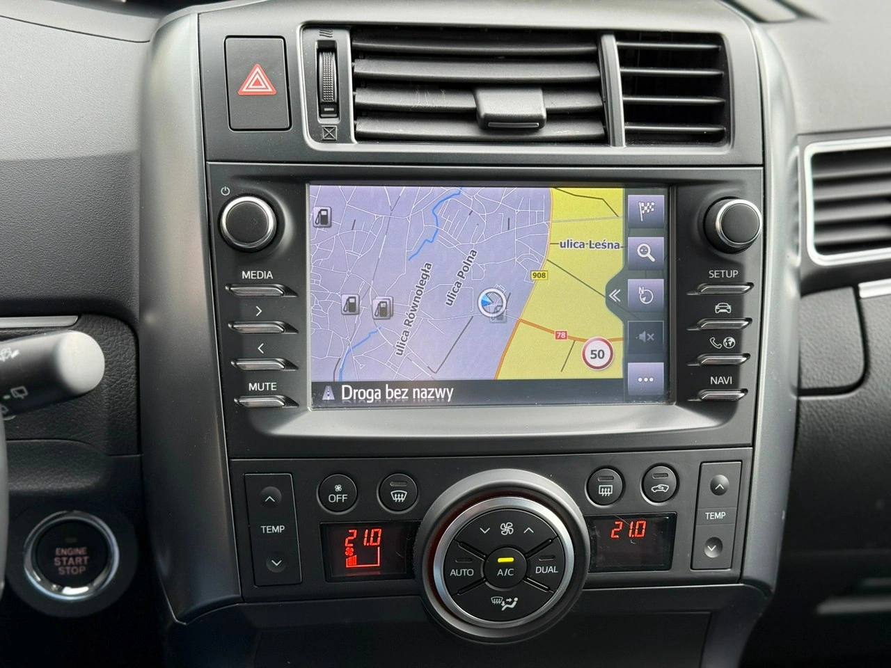 Toyota Verso - Zdjęcie 24