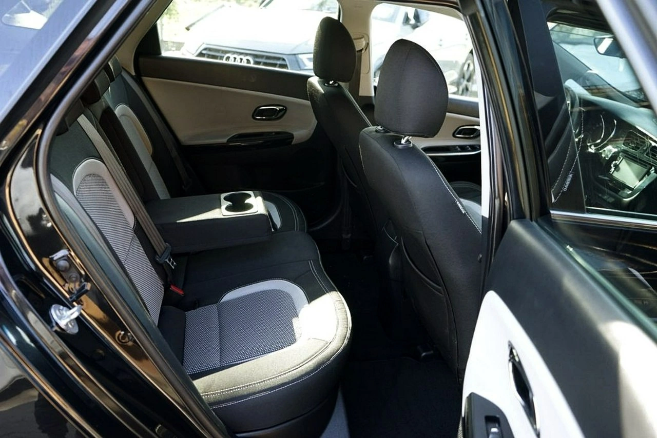 Kia Ceed - Zdjęcie 19
