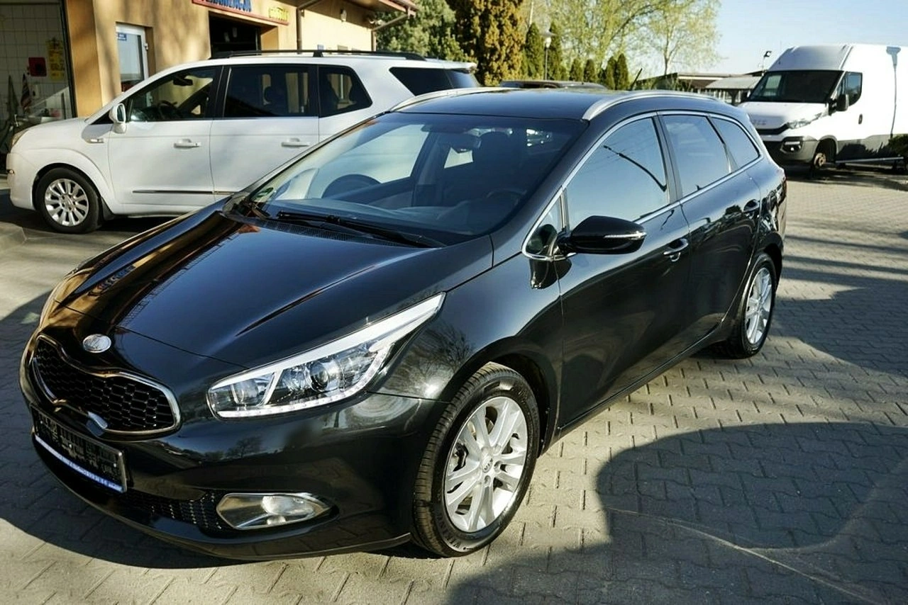 Kia Ceed - Zdjęcie 2