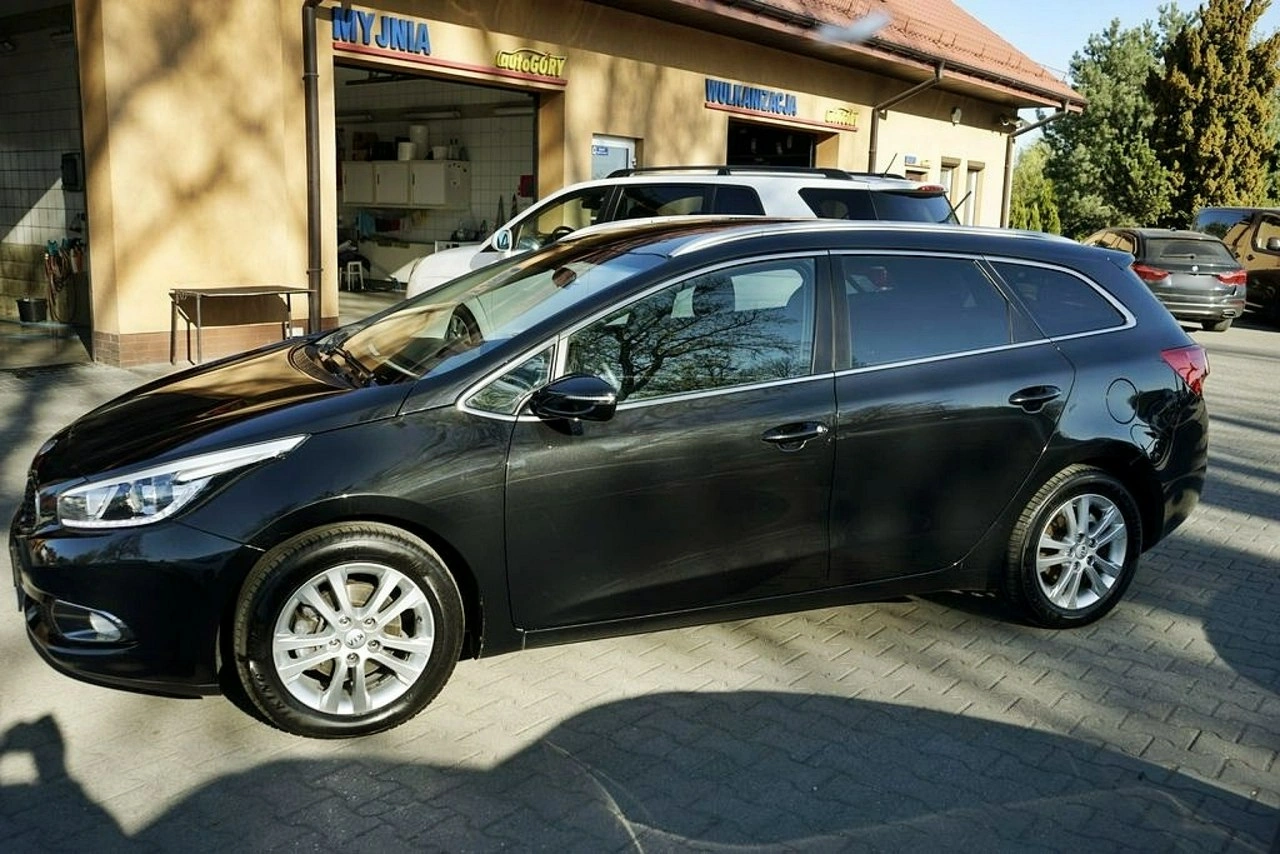 Kia Ceed - Zdjęcie 3