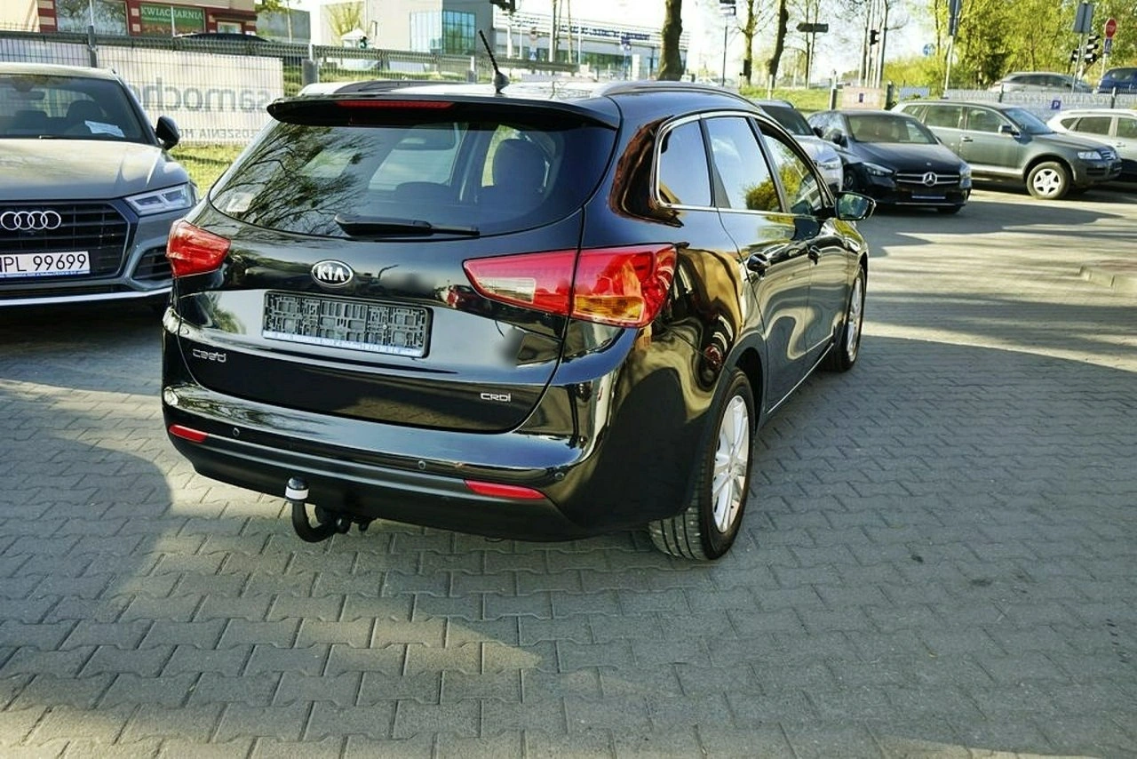 Kia Ceed - Zdjęcie 8