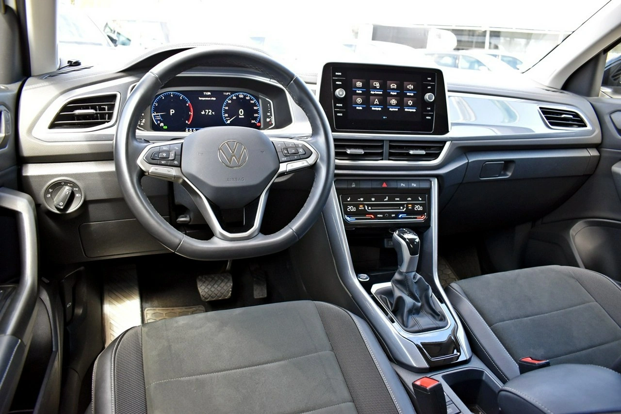 Volkswagen T-Roc - Zdjęcie 12
