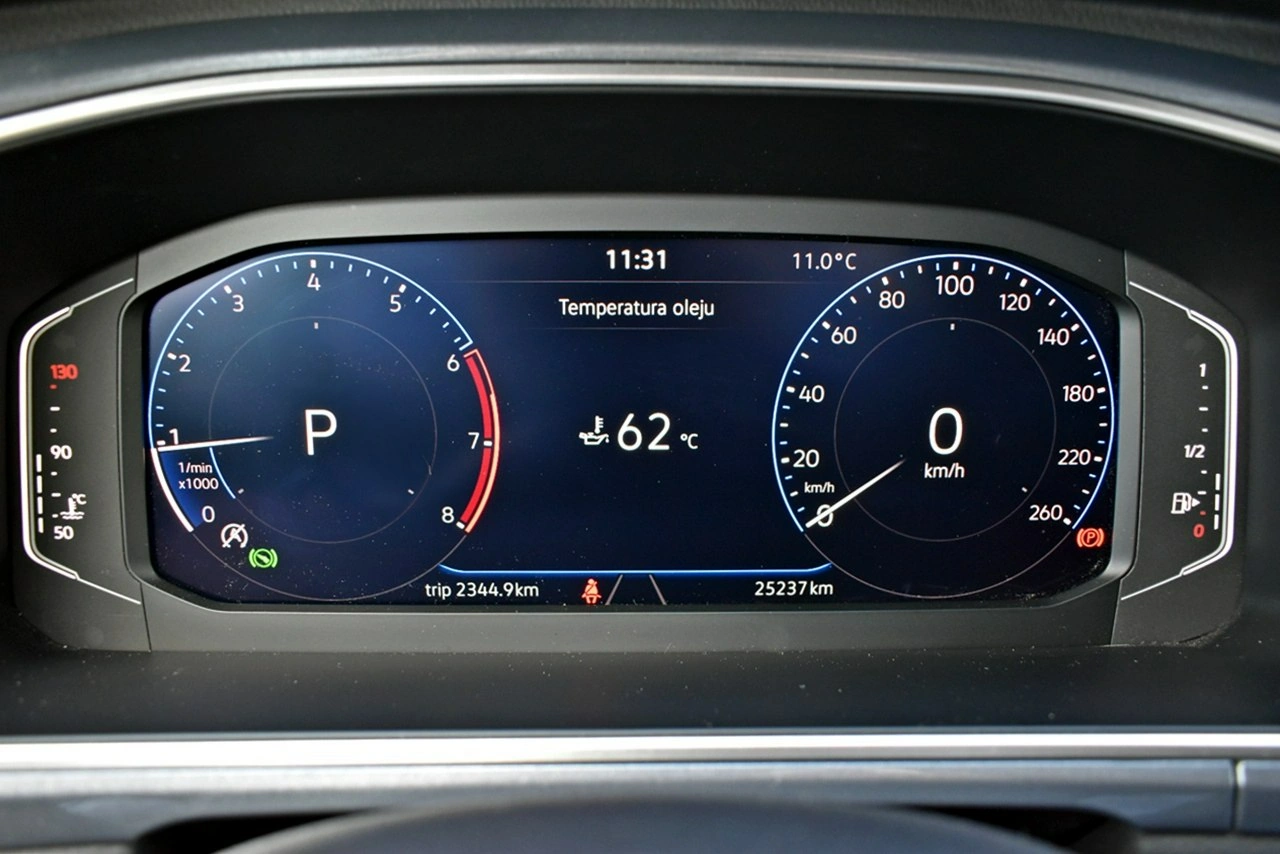 Volkswagen T-Roc - Zdjęcie 15